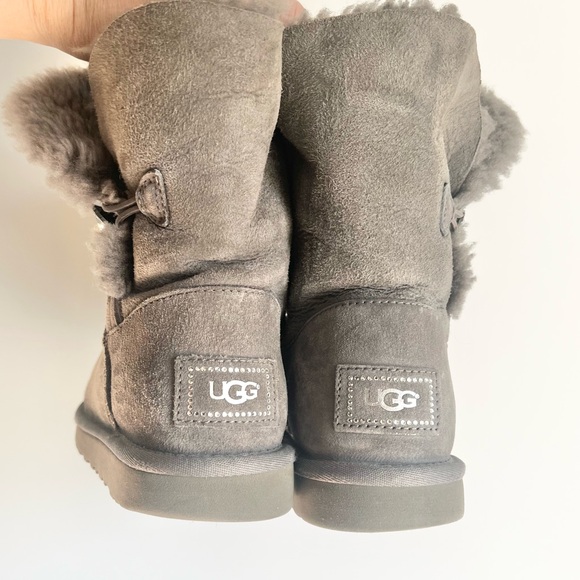 UGG Australia Women's Bailey Button Bling Boots Size 6 - Picture 16 of 16